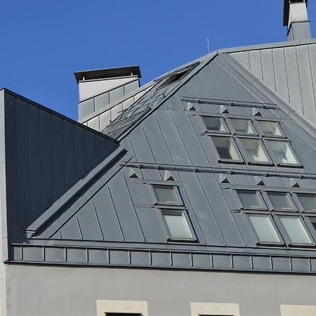 Luxury Apartment With A Balcony And View In Riga Old Town Екстер'єр фото