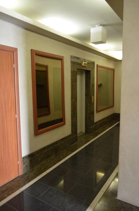 Luxury Apartment With A Balcony And View In Riga Old Town Екстер'єр фото