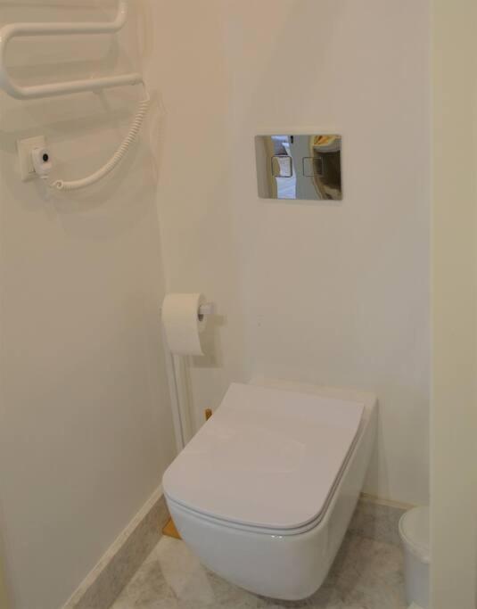Luxury Apartment With A Balcony And View In Riga Old Town Екстер'єр фото
